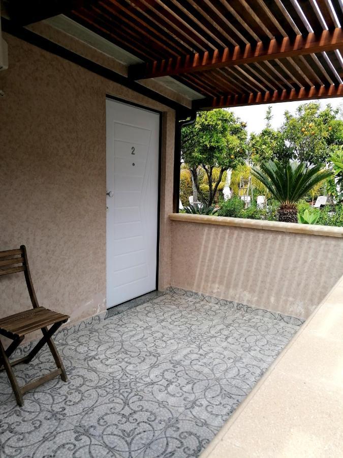 Afrodite Accomodation Тропеа Екстериор снимка
