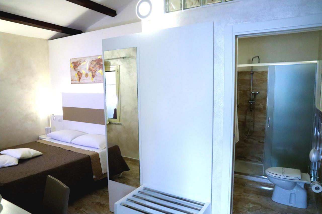Afrodite Accomodation Тропеа Екстериор снимка